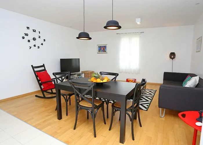 Διαμέρισμα Luxury Apts Leone Centre