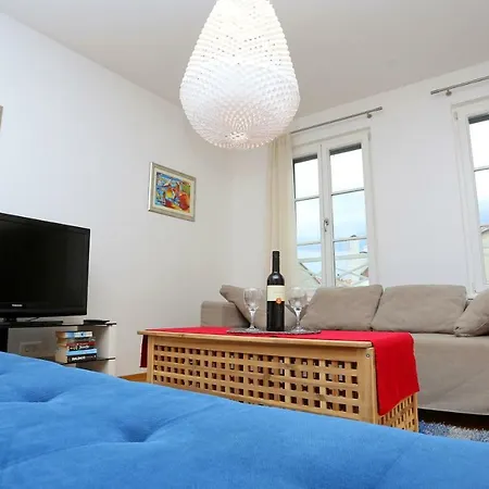 아파트 Luxury Apts Leone Centre