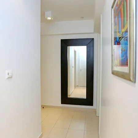 Luxury Apts Leone Centre * Σπλιτ