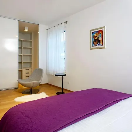 Luxury Apts Leone Centre * Σπλιτ