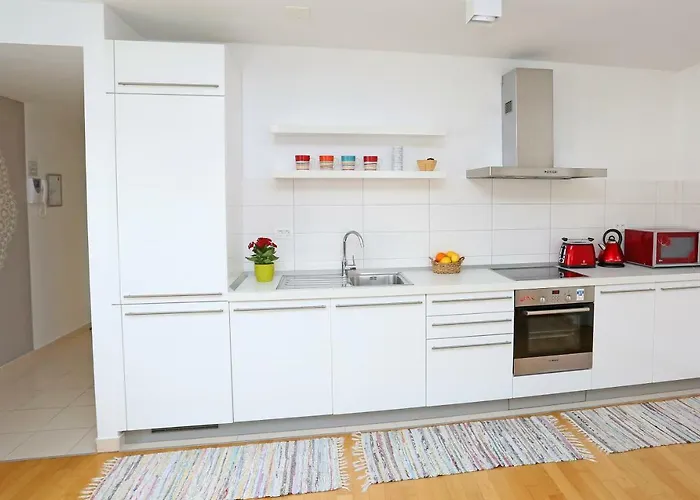 Appartement Luxury Apts Leone Centre