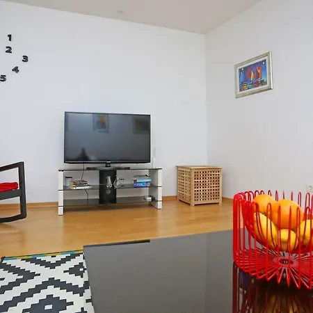 Luxury Apts Leone Centre Daire