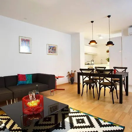 Appartement Luxury Apts Leone Centre