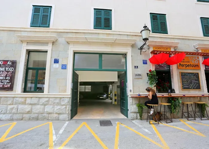 Luxury Apts Leone Centre * Split