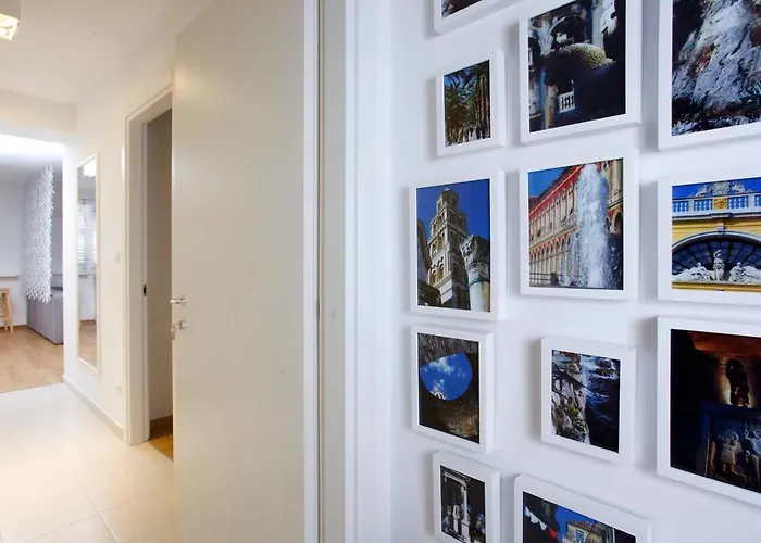 דירה Luxury Apts Leone Centre *