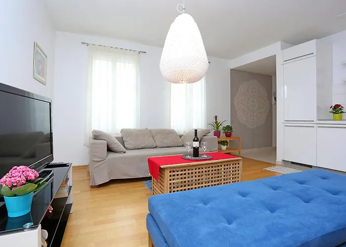 Luxury Apts Leone Centre Daire Split